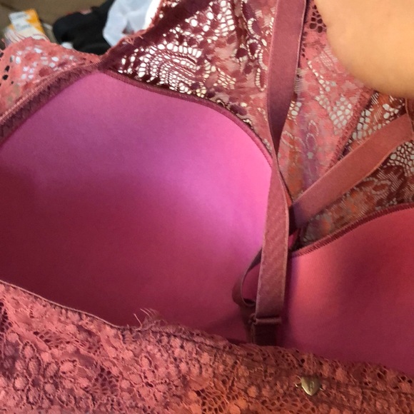 PINK lace halter bra - Picture 5 of 7